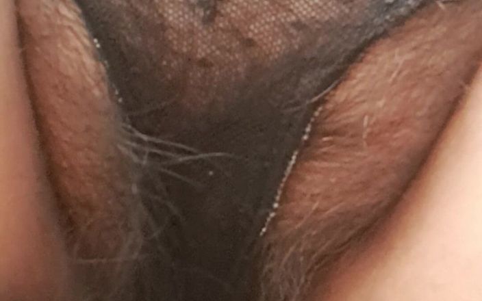 Mommy big hairy pussy: Chiloți transparenți și păroase
