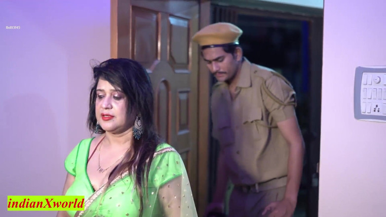 Indian Xshot: Splendida ragazza sesso improvviso con la guardia dell'hotel! Incredibile sesso...