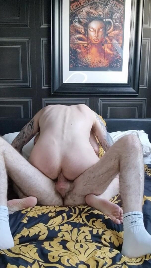 Hungthotter: Ginger seksi dikongkek keras oleh hungthotter