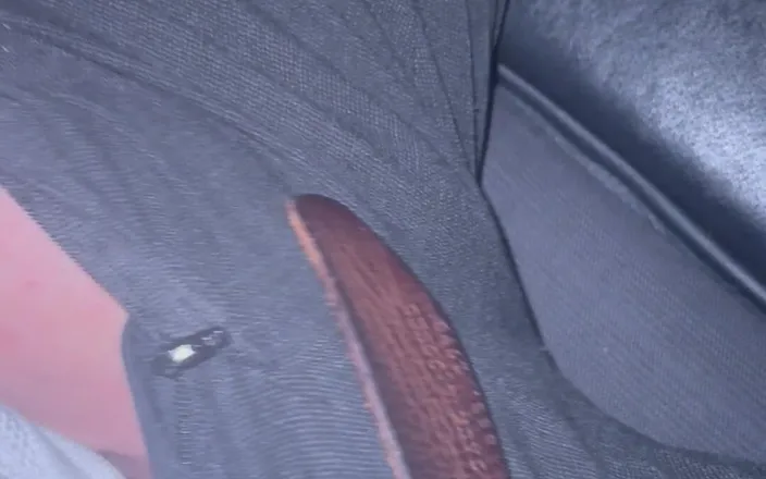 Big Dick & Hurt: Car View