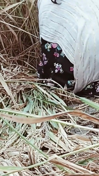 Mi esposa Riya rompió el sello en el paddy field por primera vez