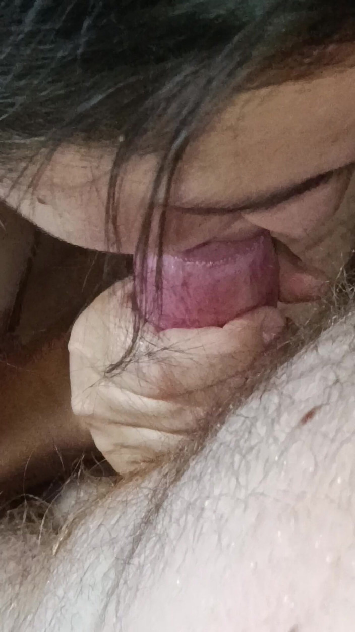 OniSoi: Istri korea lagi asik nyepong kontol - close up