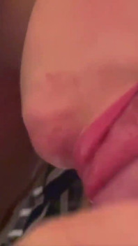 BlowJob dengan air mani dalam mulut