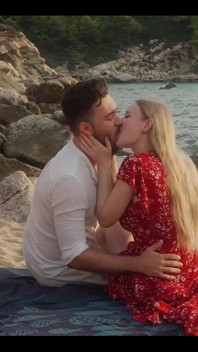 Abbiamo trovato una spiaggia segreta per il sesso all'aperto - vera coppia amatoriale