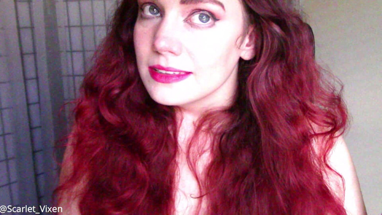 Scarlet Vixen: Schmutzige nasenblasen