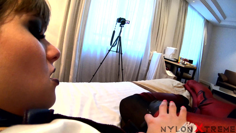 Nylon Xtreme: POV cam Luna rival Harley Quinn Sex with black pantyhose