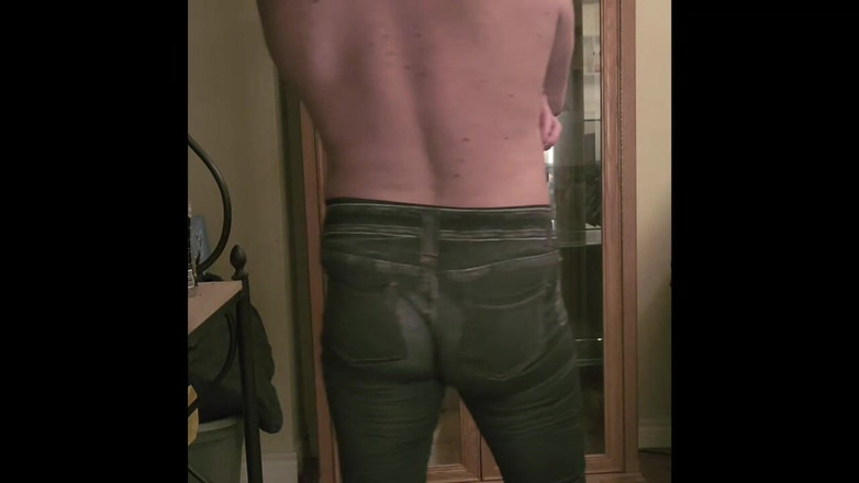 NiceBum2: Průhledný Pokus O Sexy Zadek