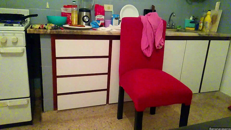 Bananacaseros: Sex v kuchyni, s holkou s velkým zadkem.