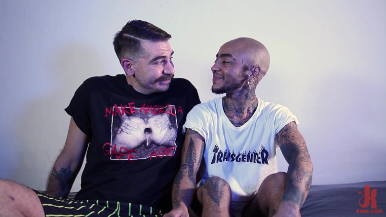Kinky Bites Gay: Impact Timotheus Berlin Pounds Jamal Phoenix