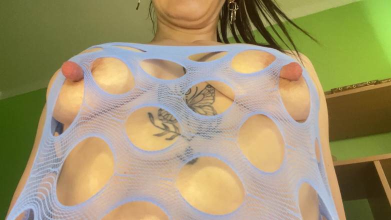 Kristi Ren: Questi capezzoli sono così enormi che hanno trasformato il mio...