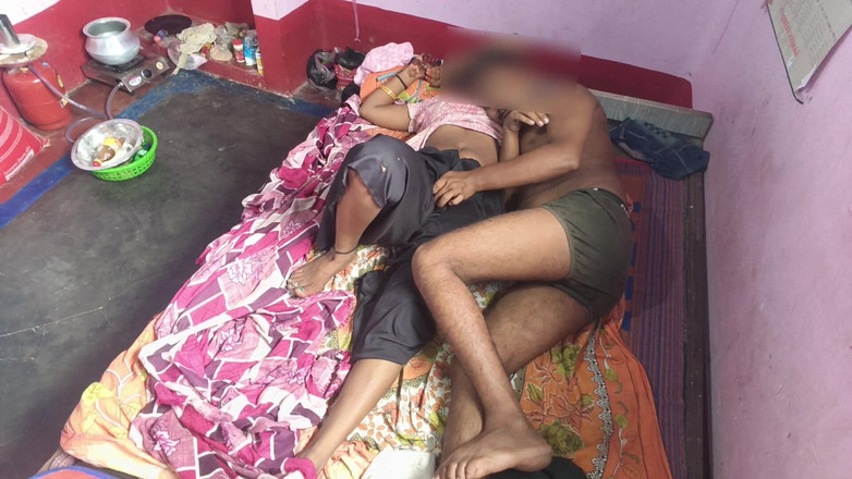 Sobha rani: Video gadis india lagi mesra-mesraan