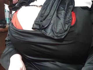 Susi for you xxx: Sexy nun showing pssy