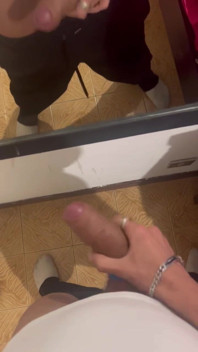 What a Delicious Jerk off!!!