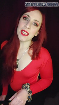 Mon Cocu Féminisé Et Moi Sommes Dans Une Boîte De Nuit À Regarder Dicks !!