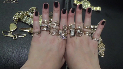 Goddess Misha Goldy: Golden jewelry and hand fetish