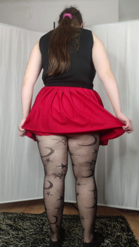 [4k] Pantyhose bercorak dan skirt mini merah cuba