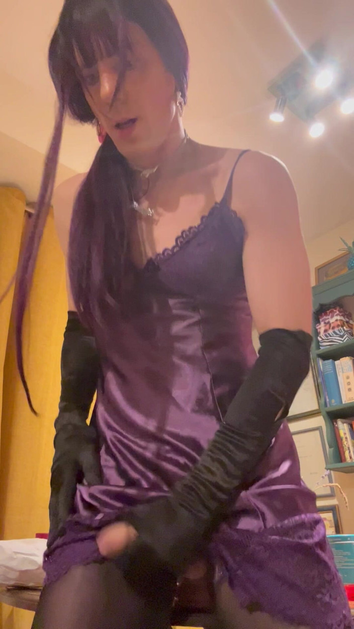 Jessica silk: Jess Silk menunggang dildo