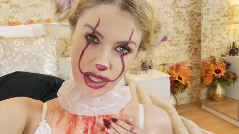 Erotic Tanya: Pennywise तुम पर पादती है