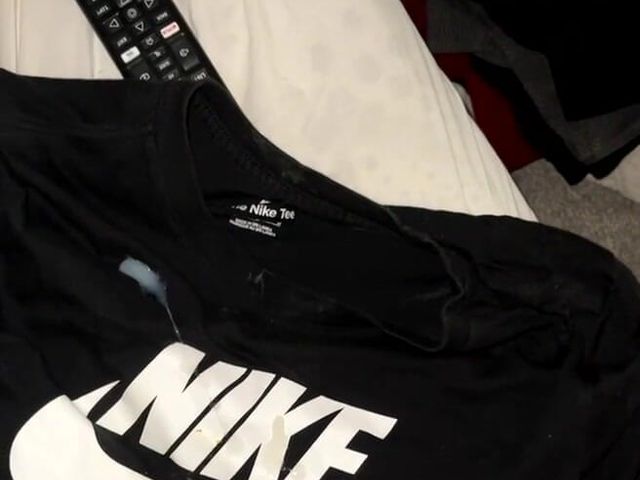 Cumming on My Favorite Tshirt (Northern chavjay)