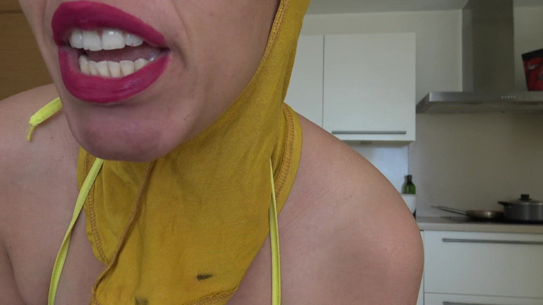 Souzan Halabi: Grote tieten Arabische cuckold-vrouw