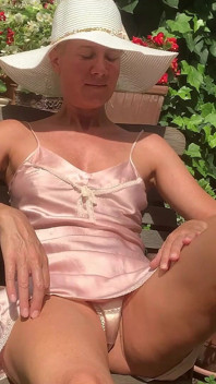 Exhib De Panotte En Nuisette De Soie