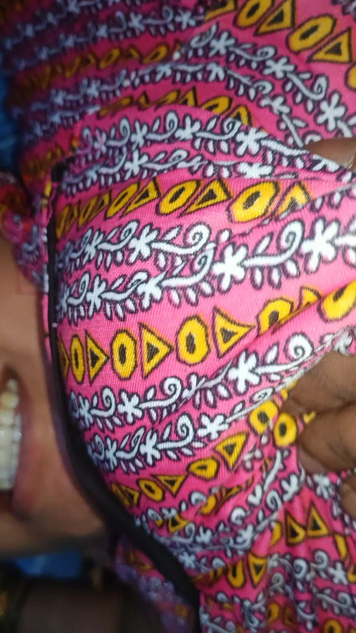 Catchybusty: Tetona cachonda está de vuelta con otra explosión en video...