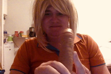 BifloXXX: Bifloxxx Cosplay Dildo Deepthroat