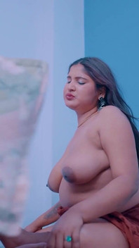 Bhabhi desi menggoda adik iparnya dan Memandangkannya Keseronokan blowjob