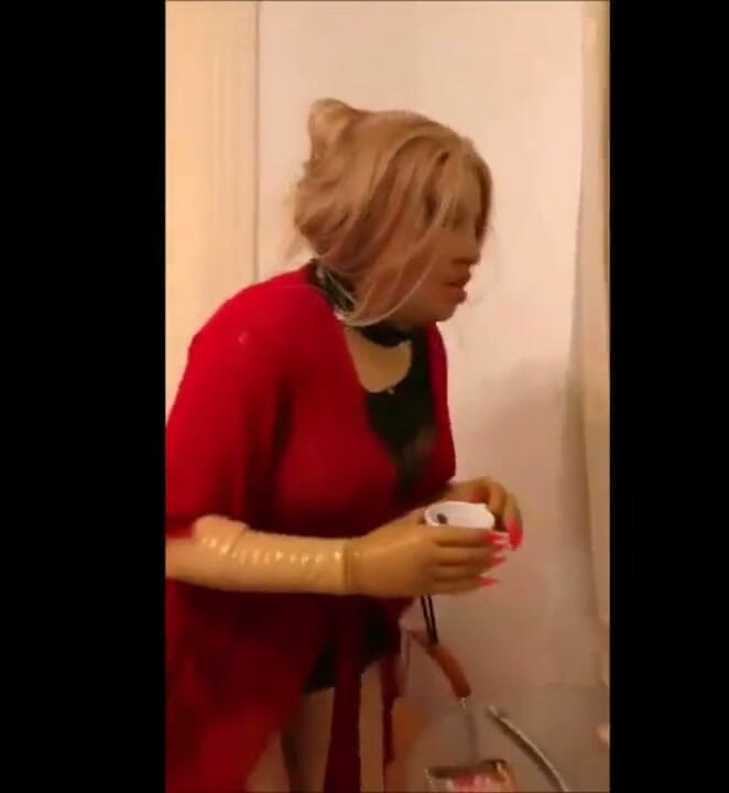 Erica Doll: Inflatable doll's morning routine