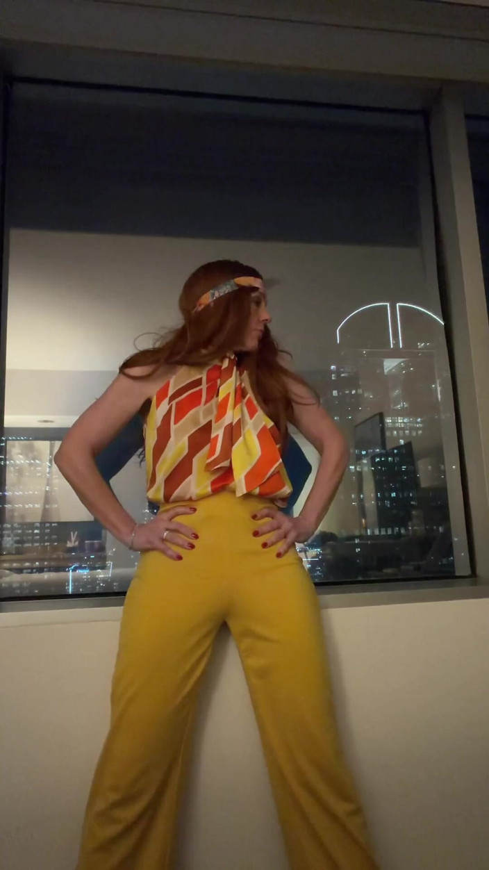 YourFavoriteMommy: Ruiva groovy menina