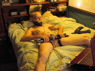 Fastninja's studio: BDSM play