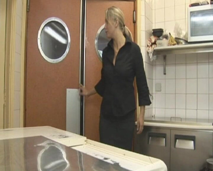 Videos Francaises: Cewek perancis dientot dua kontol di dapur
