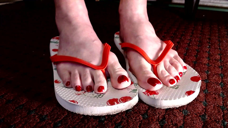Abby Anna: Kuku jari kaki merah liut kaki matang