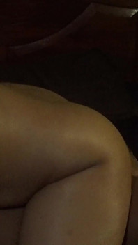 Stor kuk som älskar asiatisk thicc tjej knullas bakifrån