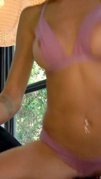 Wifebucket Amateurs - Kinky Miss Rides Her BF on the Sofa