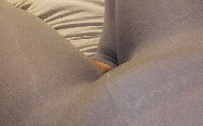 Beegud foo: Бомба для цицьок