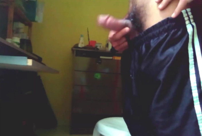 Couple 2 Black: Vidéo 119 Le fait de porter ces shorts me rend difficile