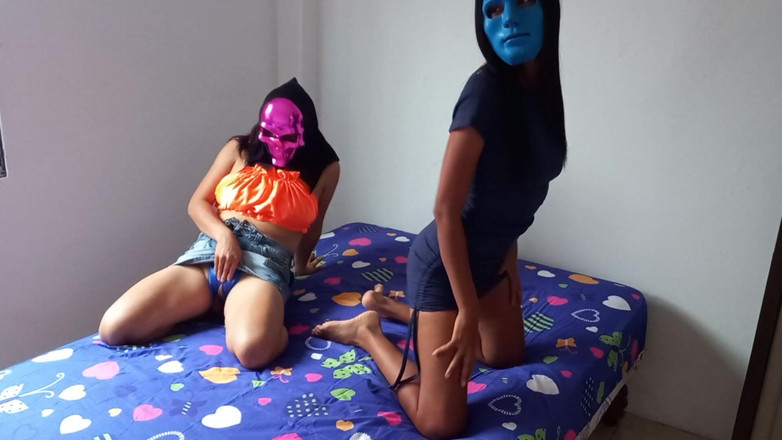 Martin13: Vi vill knulla men ingen kommer till vårt hus !! Vi är...