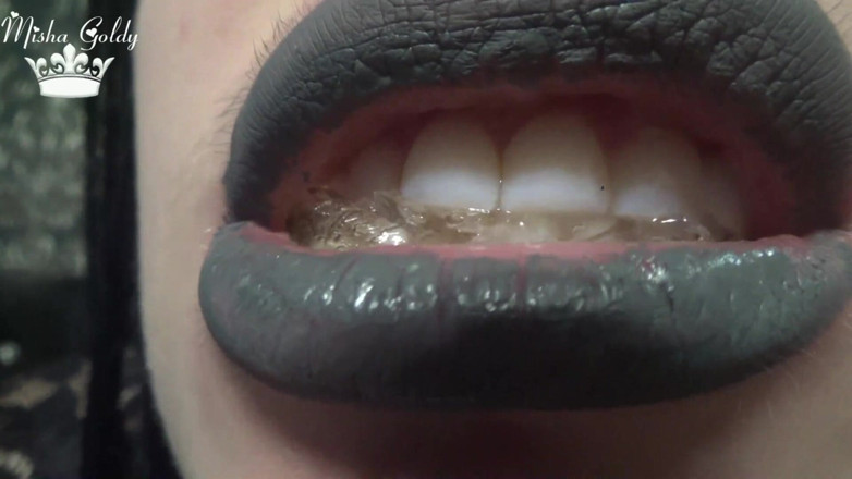 Goddess Misha Goldy: 5 Farben für meine Lippen &amp;Gummibärchen