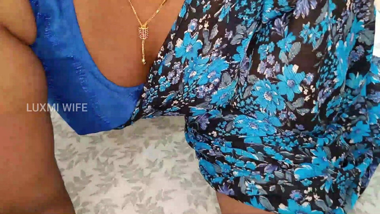Luxmi Wife: Ep 2 मेरे साथ हस्तमैथुन करें