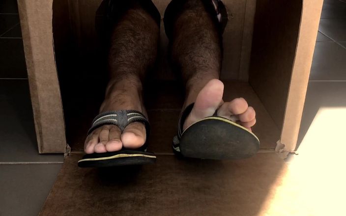 Manly foot: Arkadaşın bay manly ayak günü tarafından erkek ayak fetişi macera...