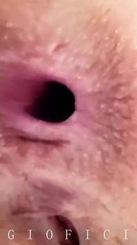 18+ tiener scheten latend, anaal knipogen en poesje beffen compilatie