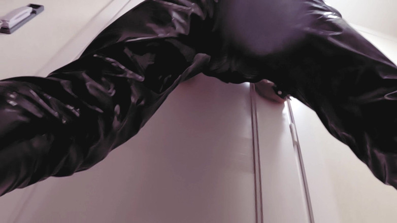 Tranny Bunny: Iepuraș de latex solo, penis mare, BDSM, fetiș, nebuniță