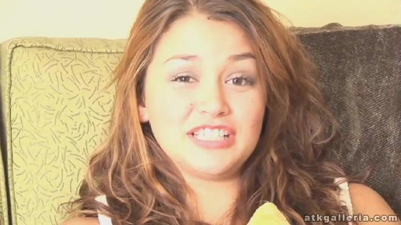 ATKIngdom Fans: Teen masturbates her pussy