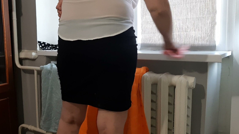 Lesbian-illusion: While Our Housekeeper Cleans, We Secretly Fart, Lick, and Cum...