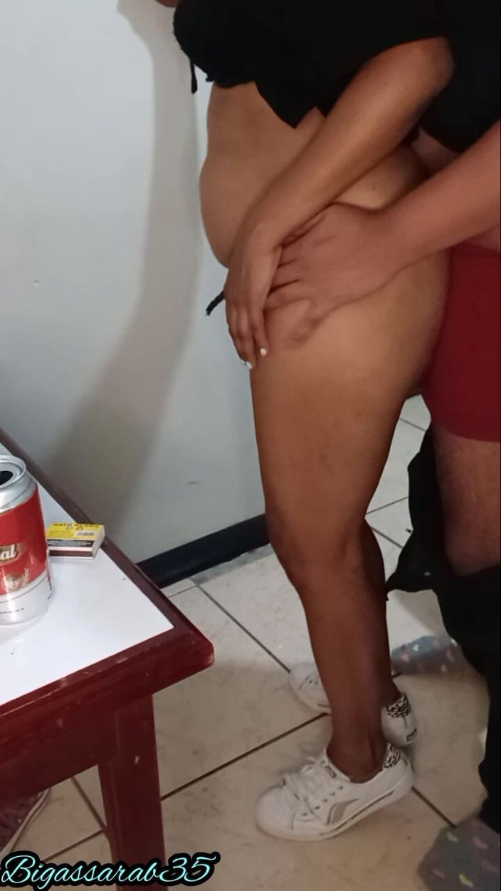 BigassMILF40: Включаю неверную жену моего лучшего друга