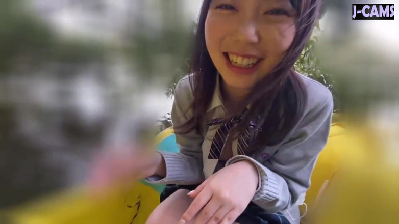 J-Cams: Datum ukazování bradavek. Výstava chatty a neustálé škádlení část 2