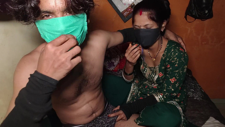 Sexy biwi: Delhili madamı evime çağırdım ve onu domaltarak siktim