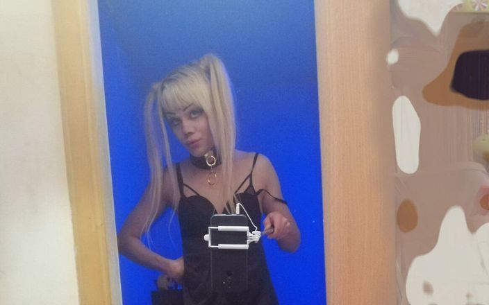 Kiki trans hot: Giocattolo sessuale ragazzo sissy