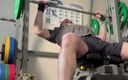 Juicy Daddy xxx: Gym time chest dagprogramma is niet zwak het is moeilijk,...